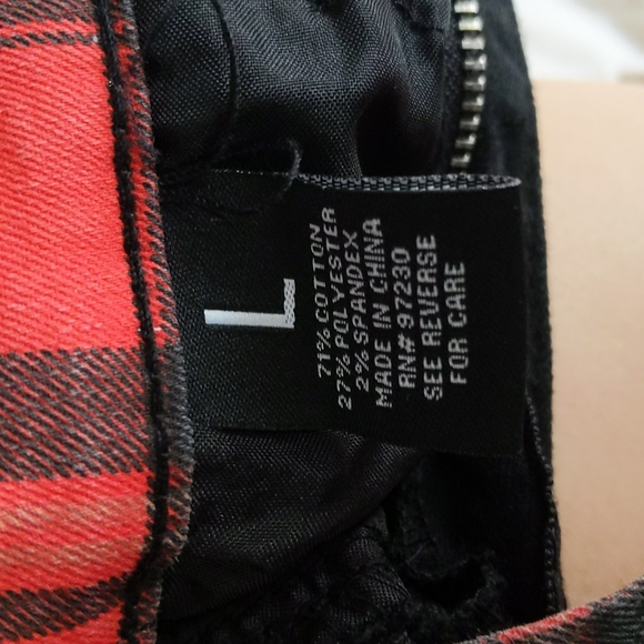 Cargo pants - Picture 3 of 3